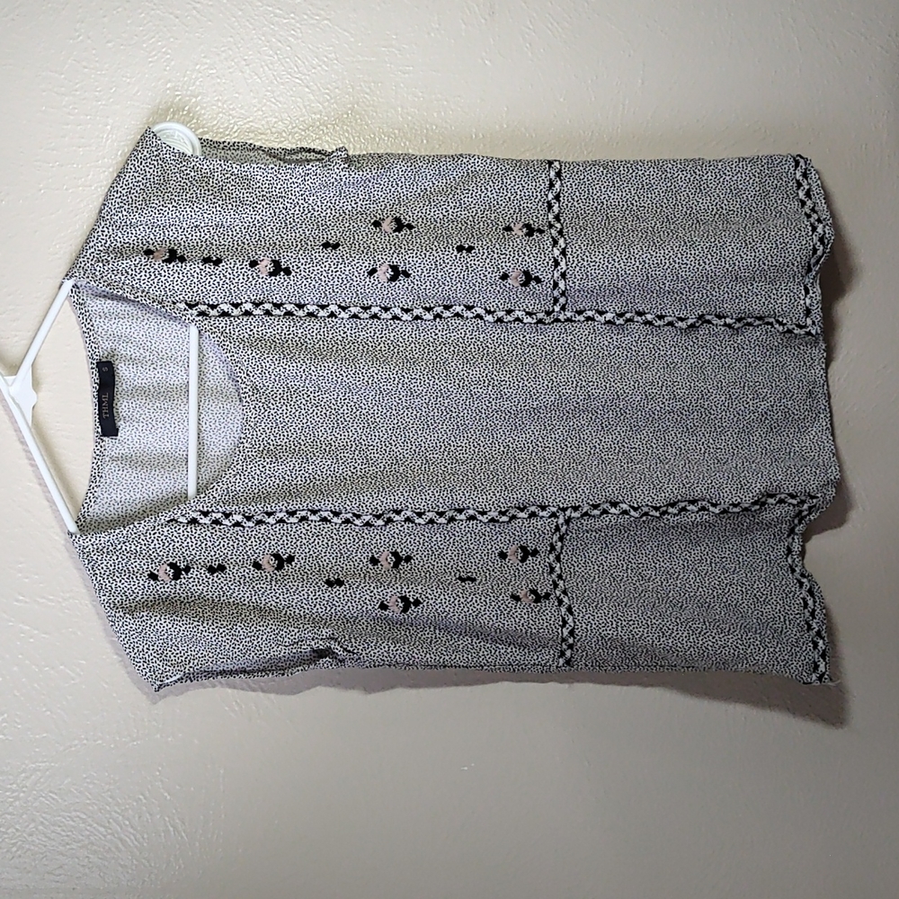 THML Embroided sleeveless shirt